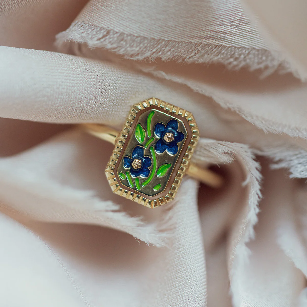 10k Gallery Frames Enamel and Malachite Reversible Ring - Image 4