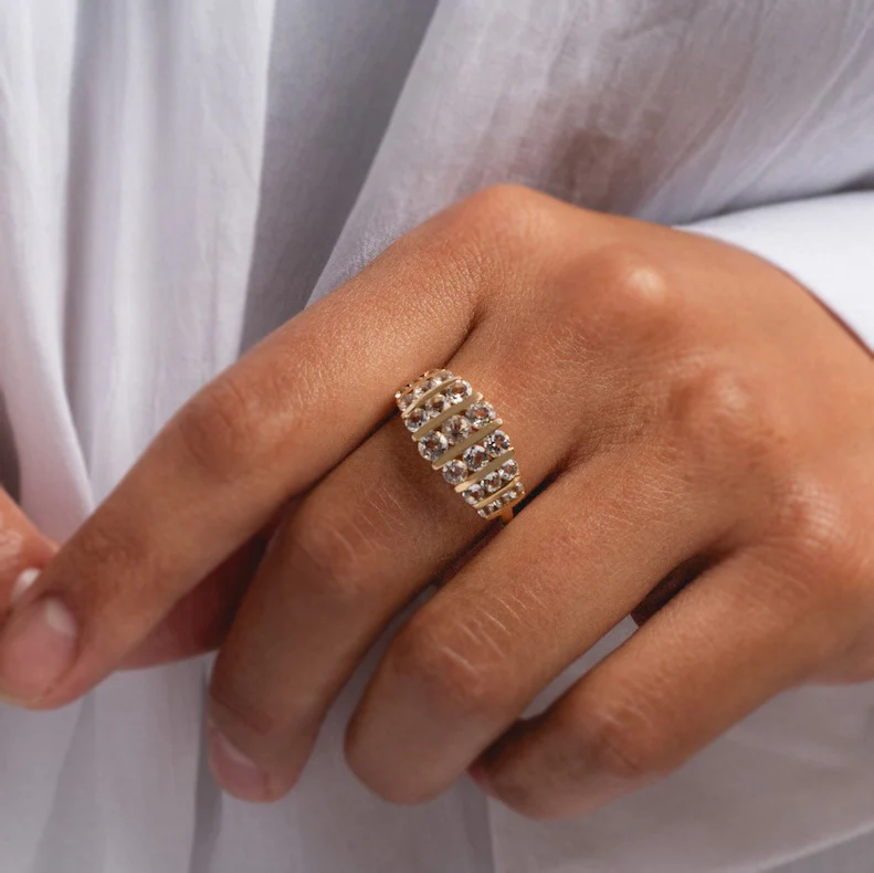 14k Regal White Topaz Statement Ring - Image 3