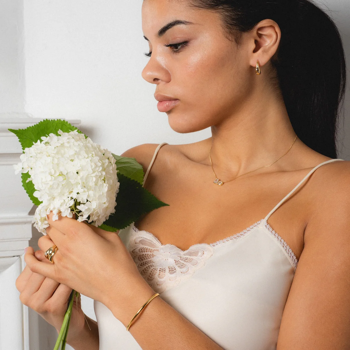 Delphine Solitaire Ring Set - Image 4