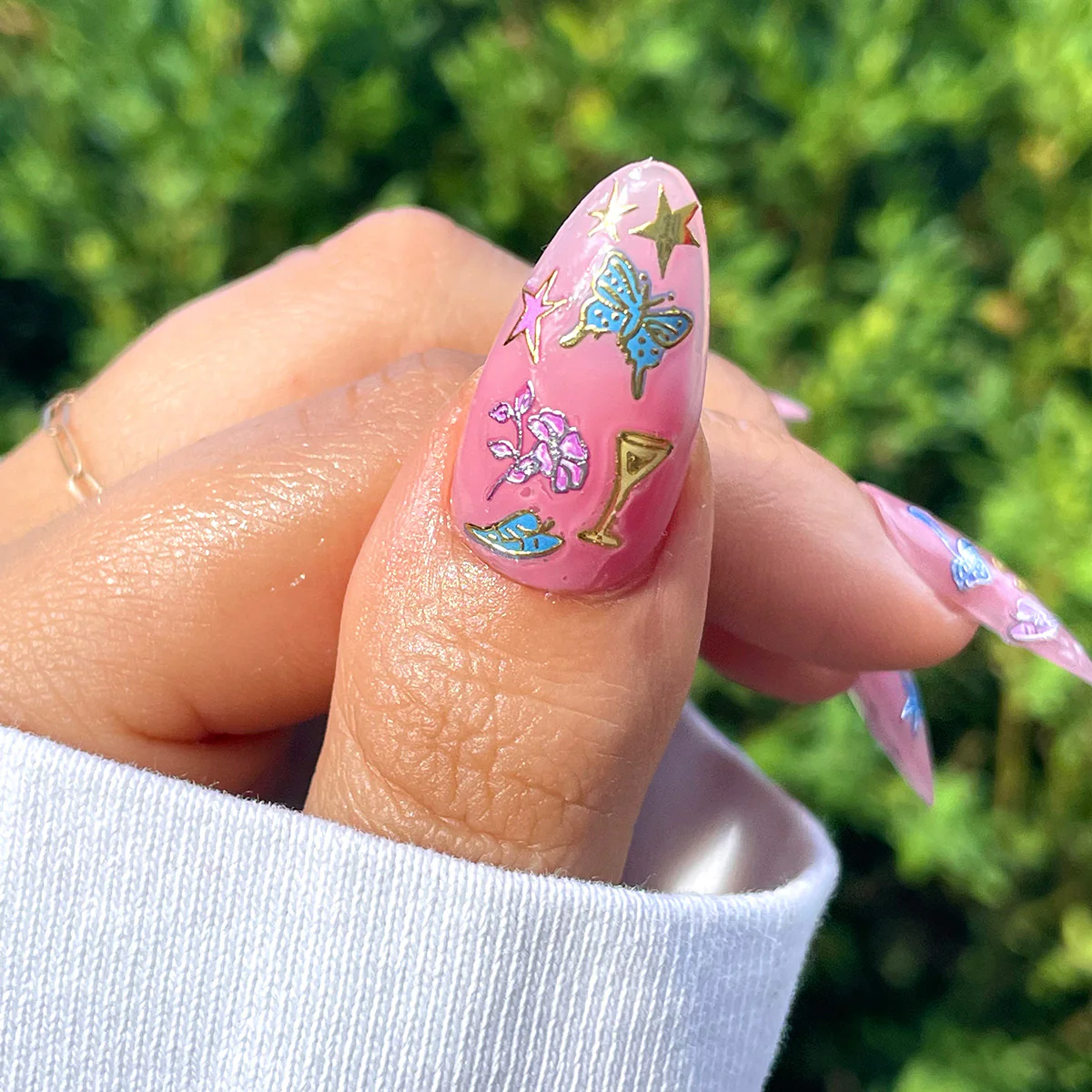 LE x Deco Beauty Iconic Nail Art Stickers - Image 3