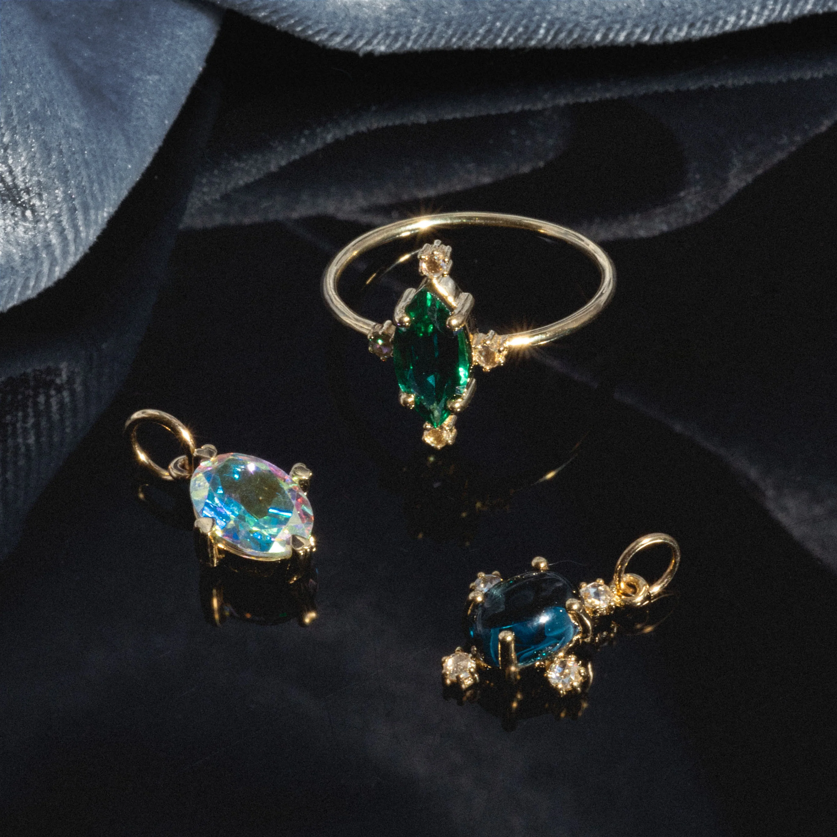 One of a Kind 14k Lab Emerald and Diamond Ring - Image 4