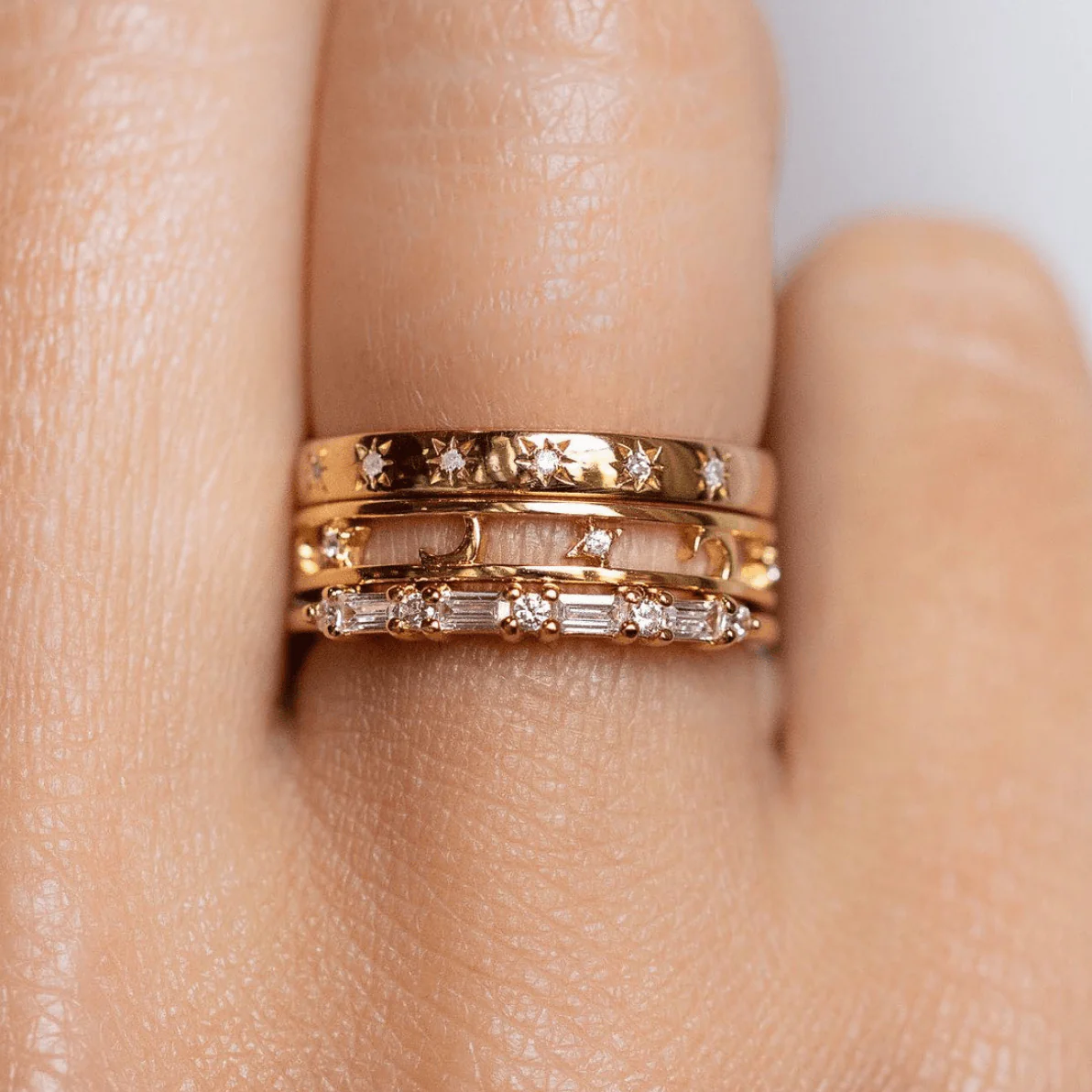 Simple Star Set Diamond Band - Image 4