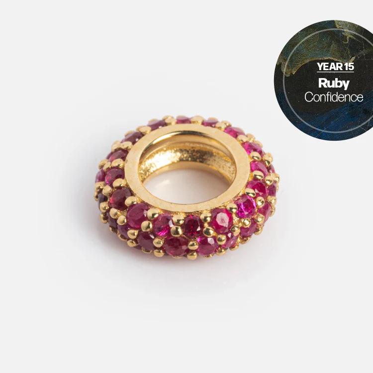 Solid Gold Anniversaire Charm - Image 31