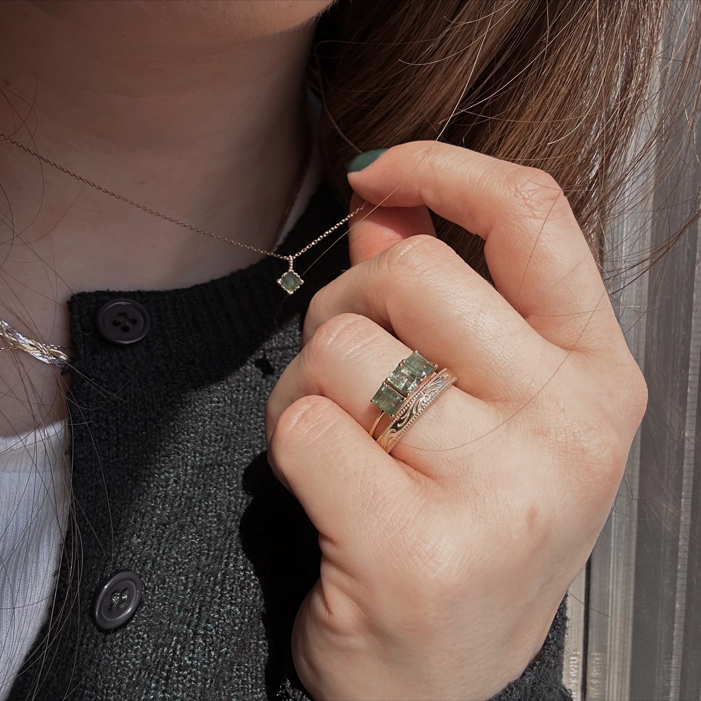 Solid Gold Aquatic Agate Necklace for Grounding - Image 4