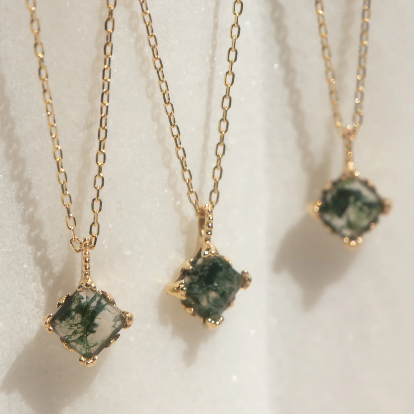 Solid Gold Aquatic Agate Necklace for Grounding - Image 5