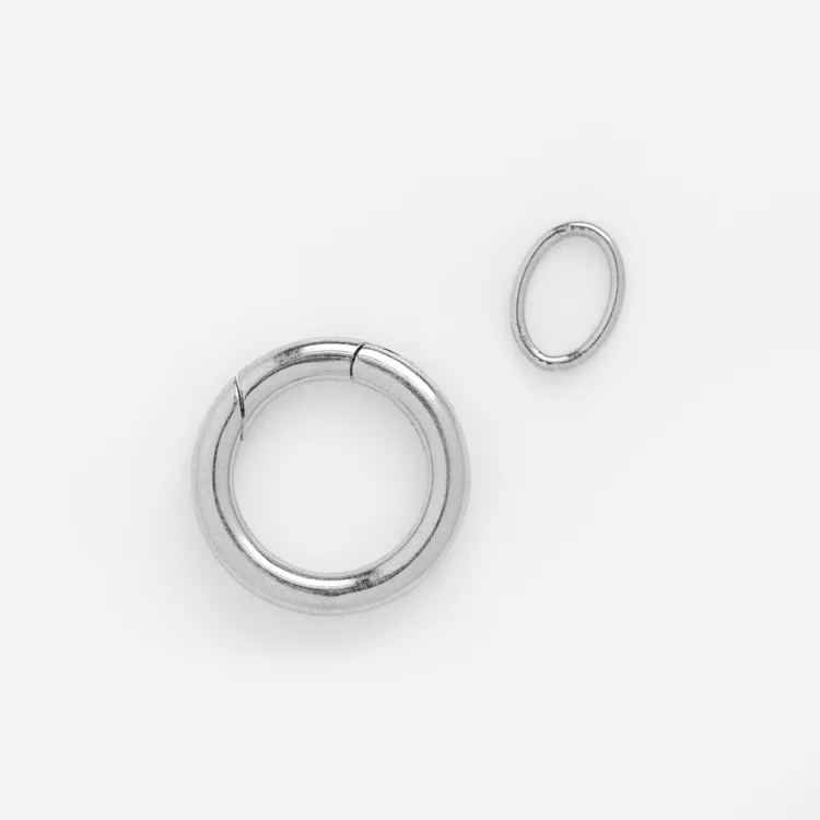 Solid Gold Charm Clip in White Gold - Image 3