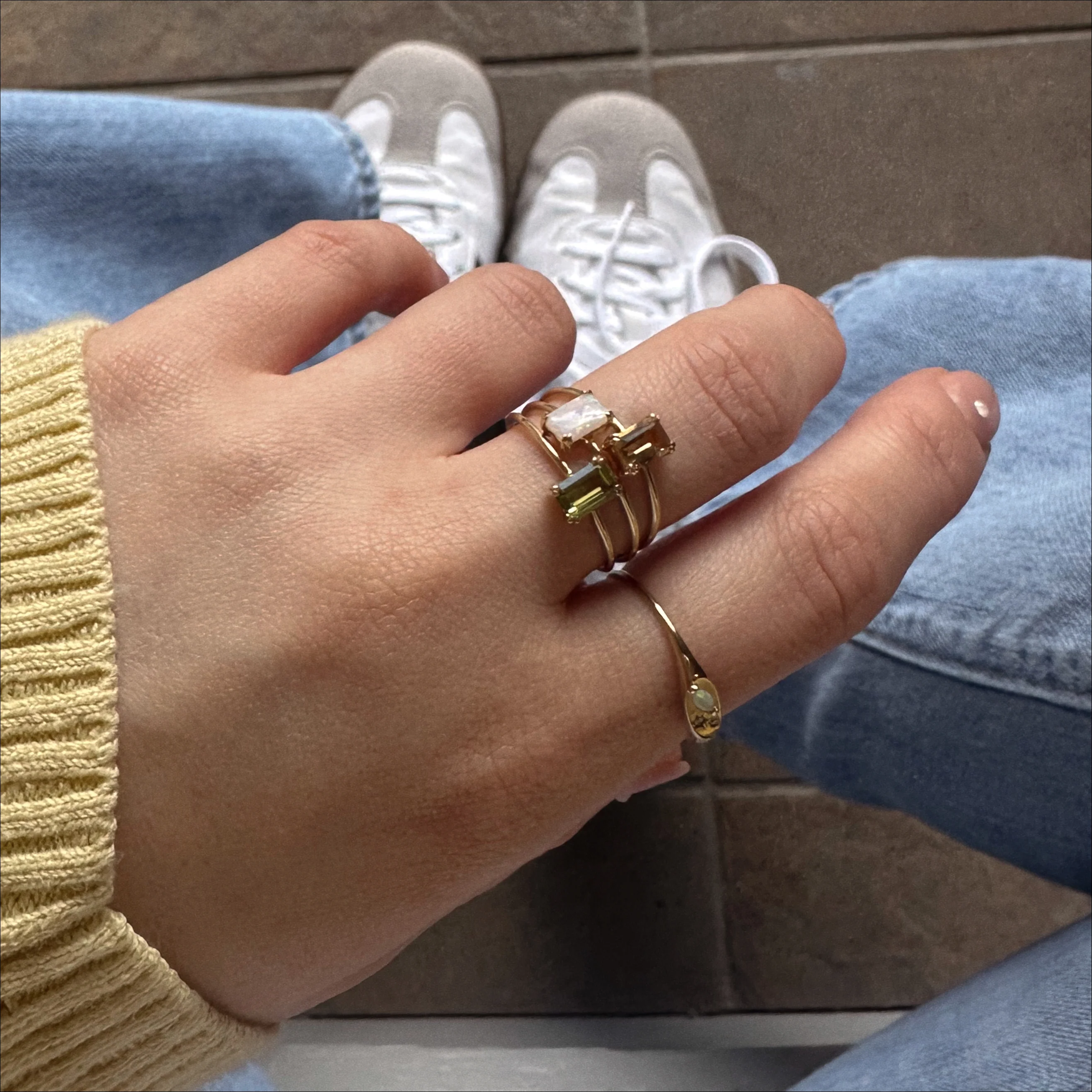 Solid Gold Essential Baguette Birthstone Ring - Image 3
