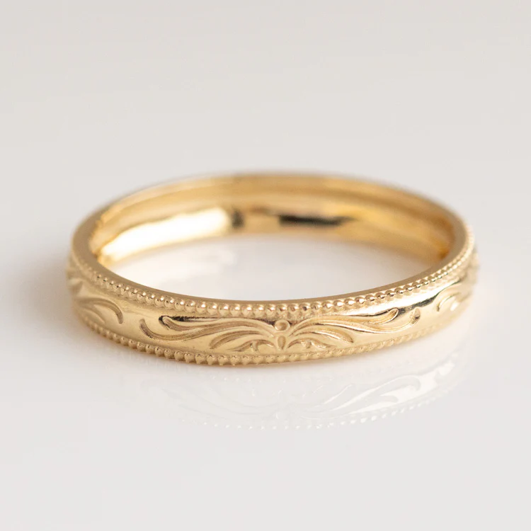 Solid Gold Filigree Ring - Image 12
