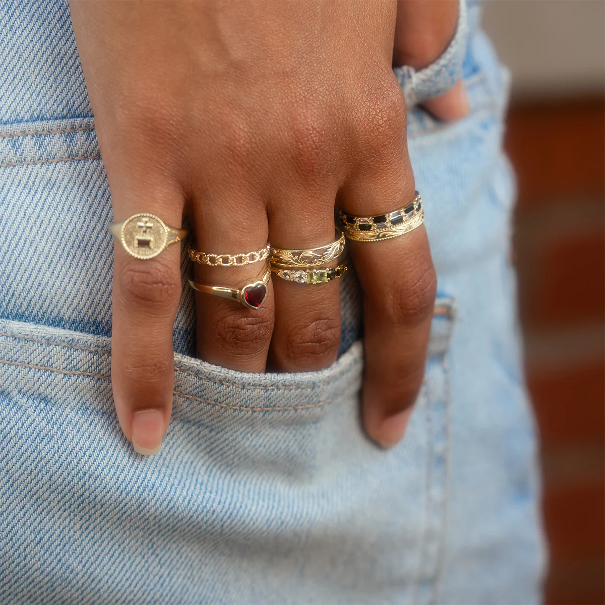 Solid Gold Filigree Ring - Image 3