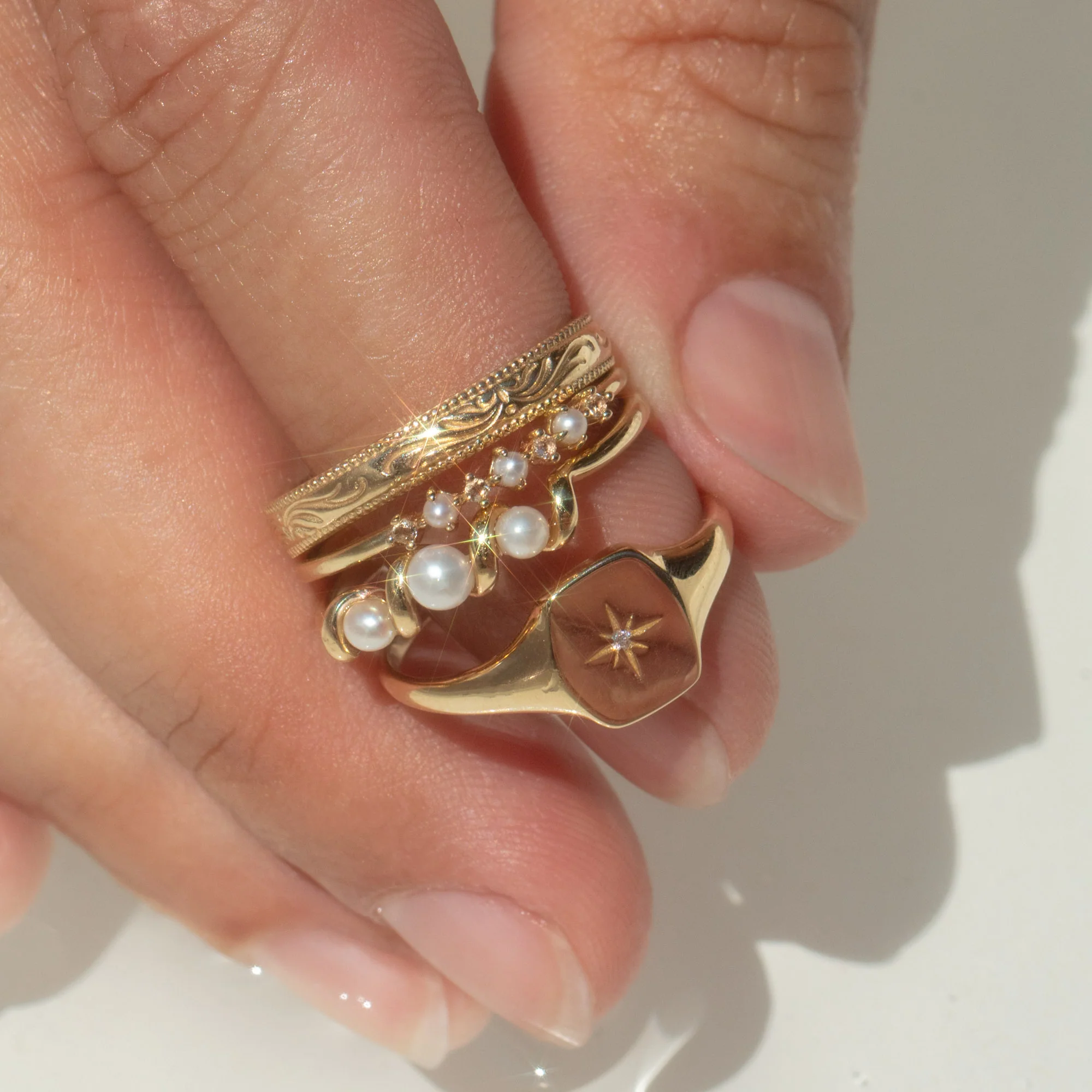 Solid Gold Filigree Ring - Image 8