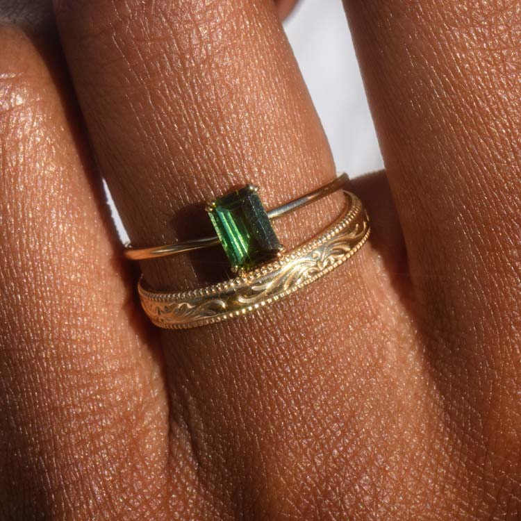 Solid Gold Filigree Ring - Image 9
