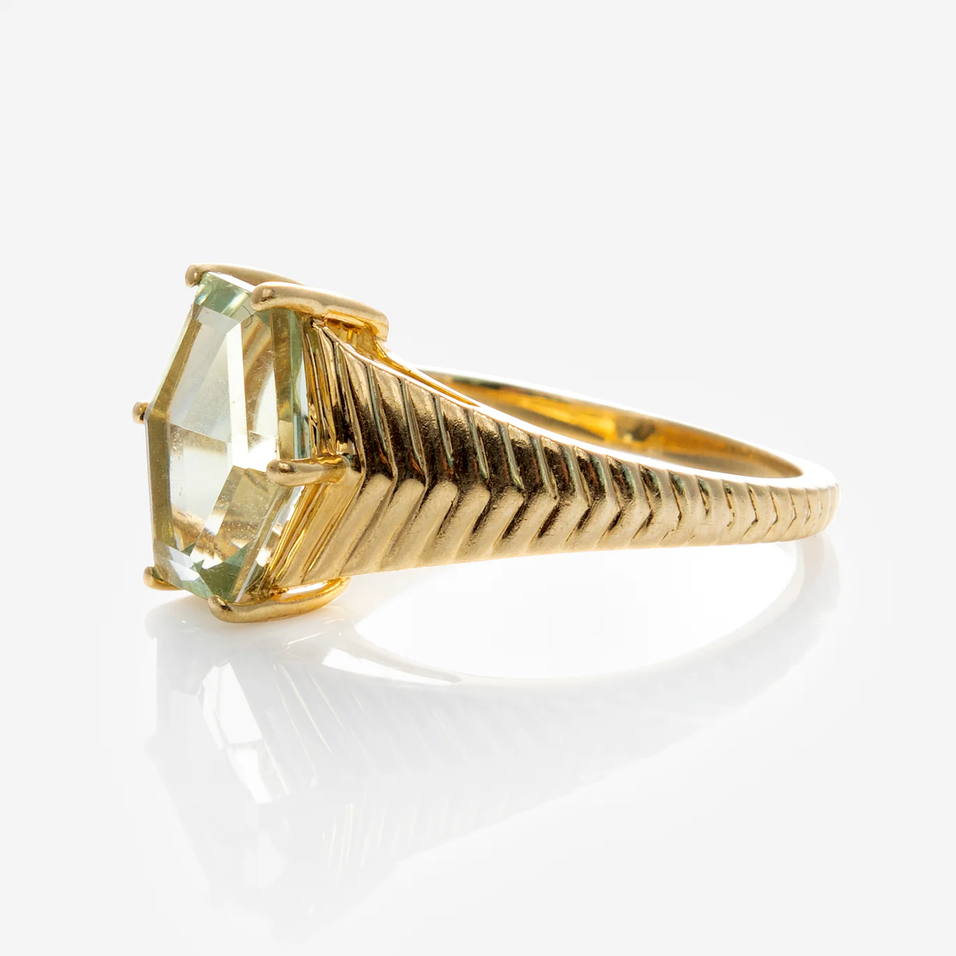 Solid Gold Green Amethyst Bold Chevron Ring - Image 10
