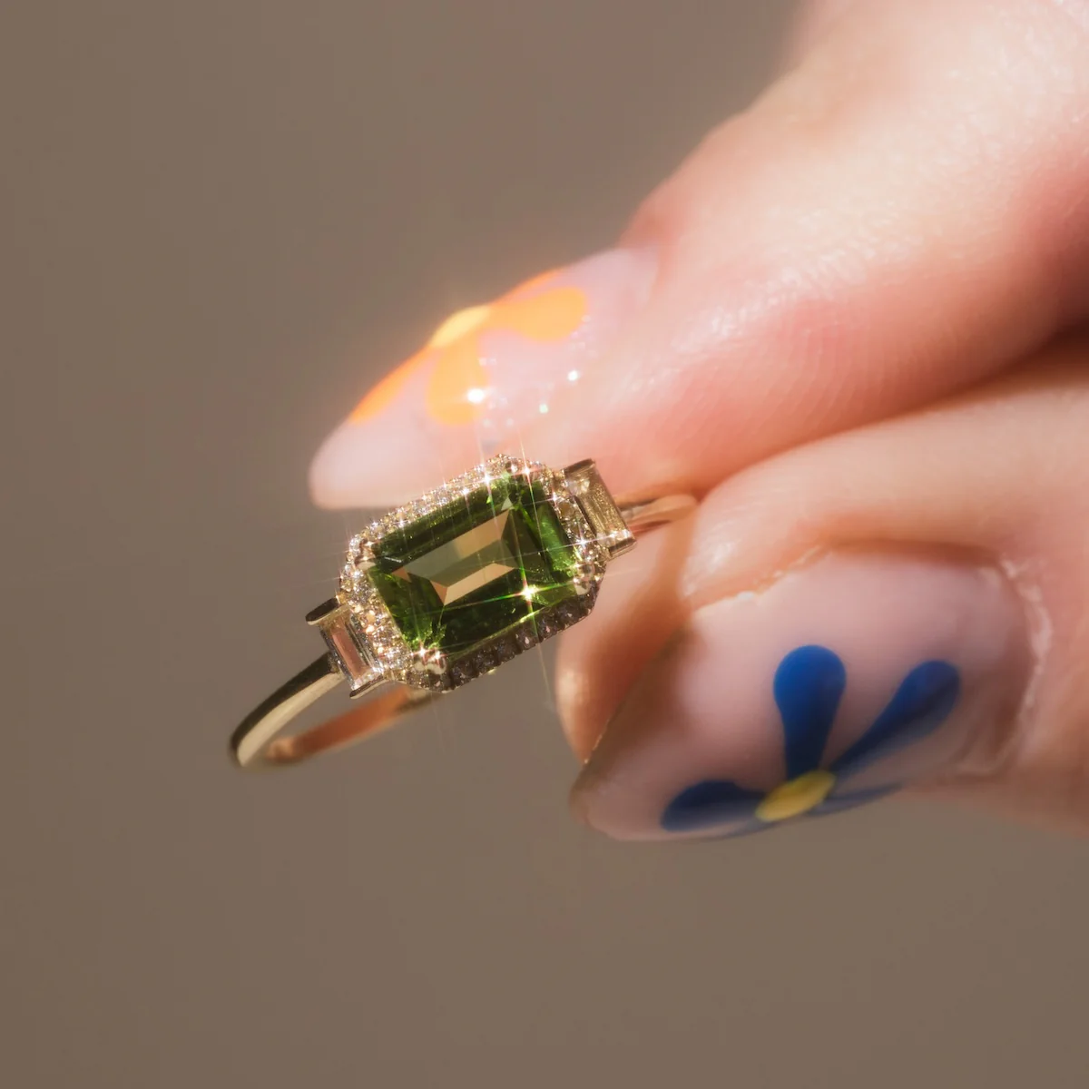 Solid Gold Vintage Inspired East West Peridot Ring - Image 3