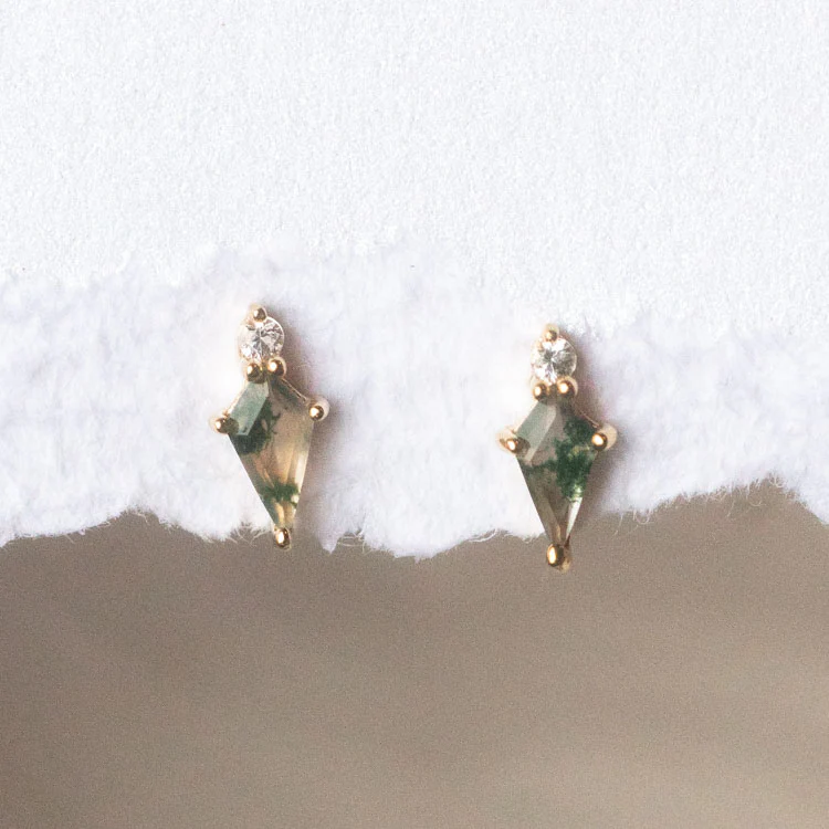 Solid Gold Aquatic Agate Elements Kite Studs - Image 5