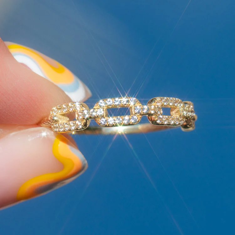 Solid Gold White Sapphire Chunky Chain Link Ring - Image 6