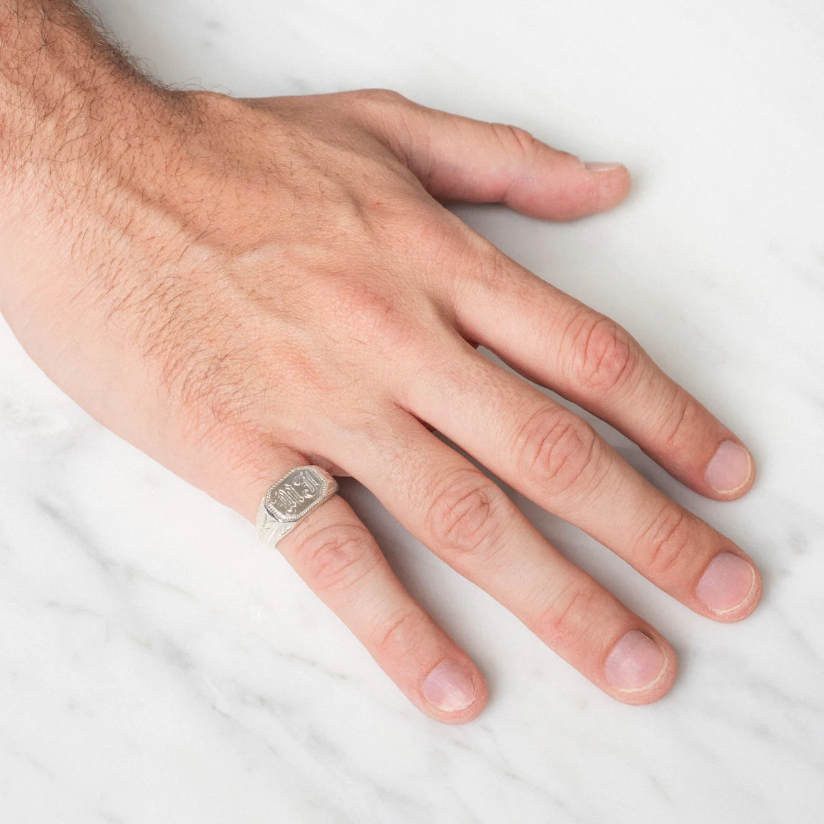 Sovereign Customizable Signet Ring - Image 3