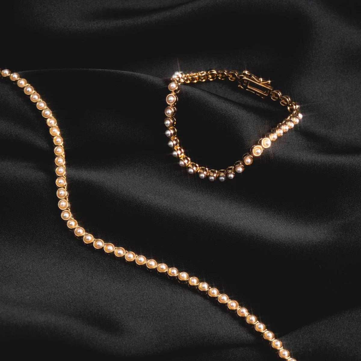 Tennis Necklace in Pearl - Image 5