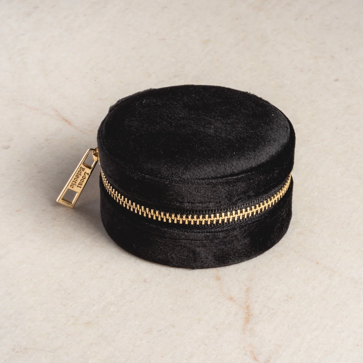 The Weekender Travel Jewelry Case - Image 6