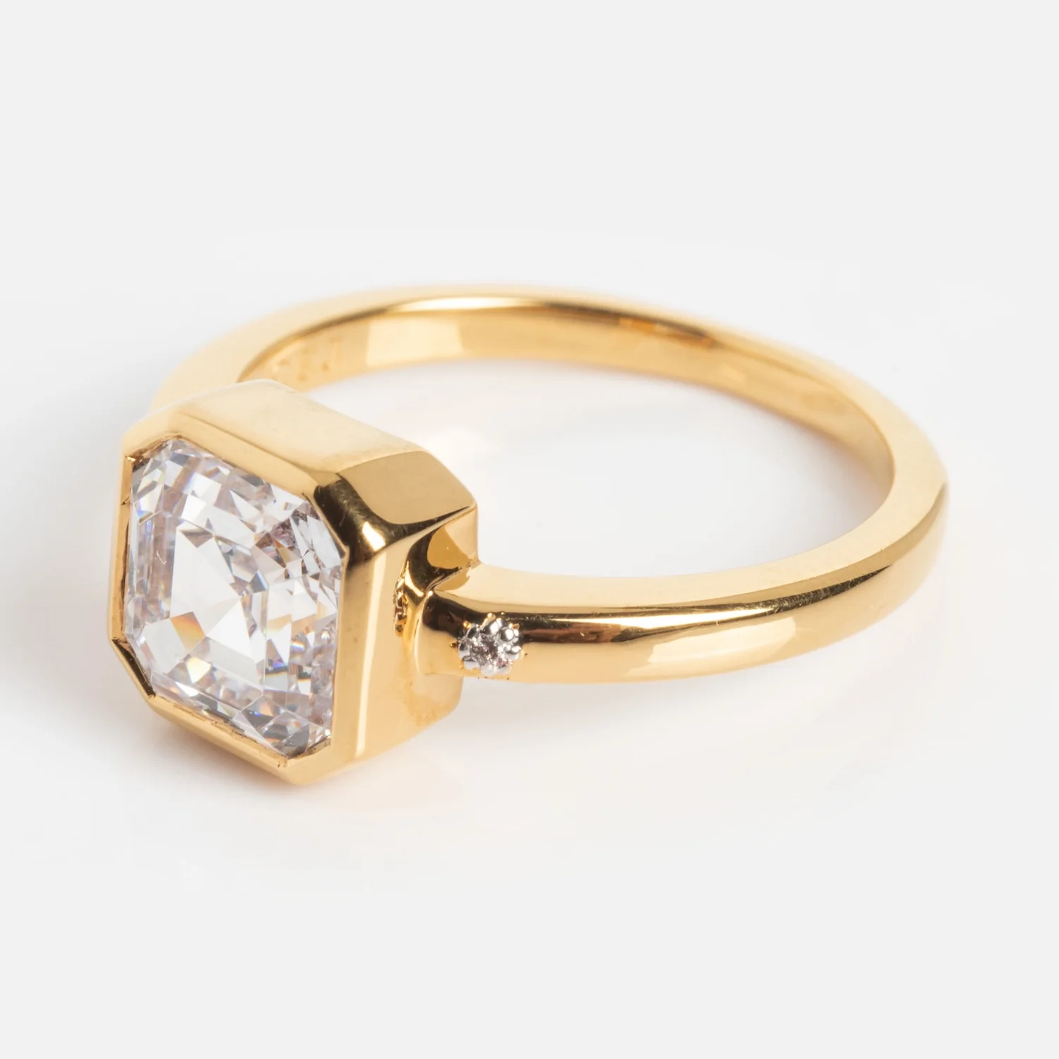 White Topaz Statement Star Set Band - Image 7