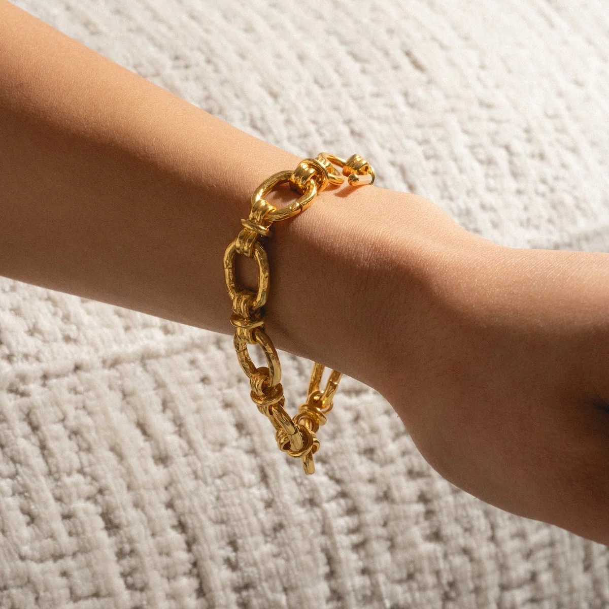 Zehra Chain Bracelet - Image 2